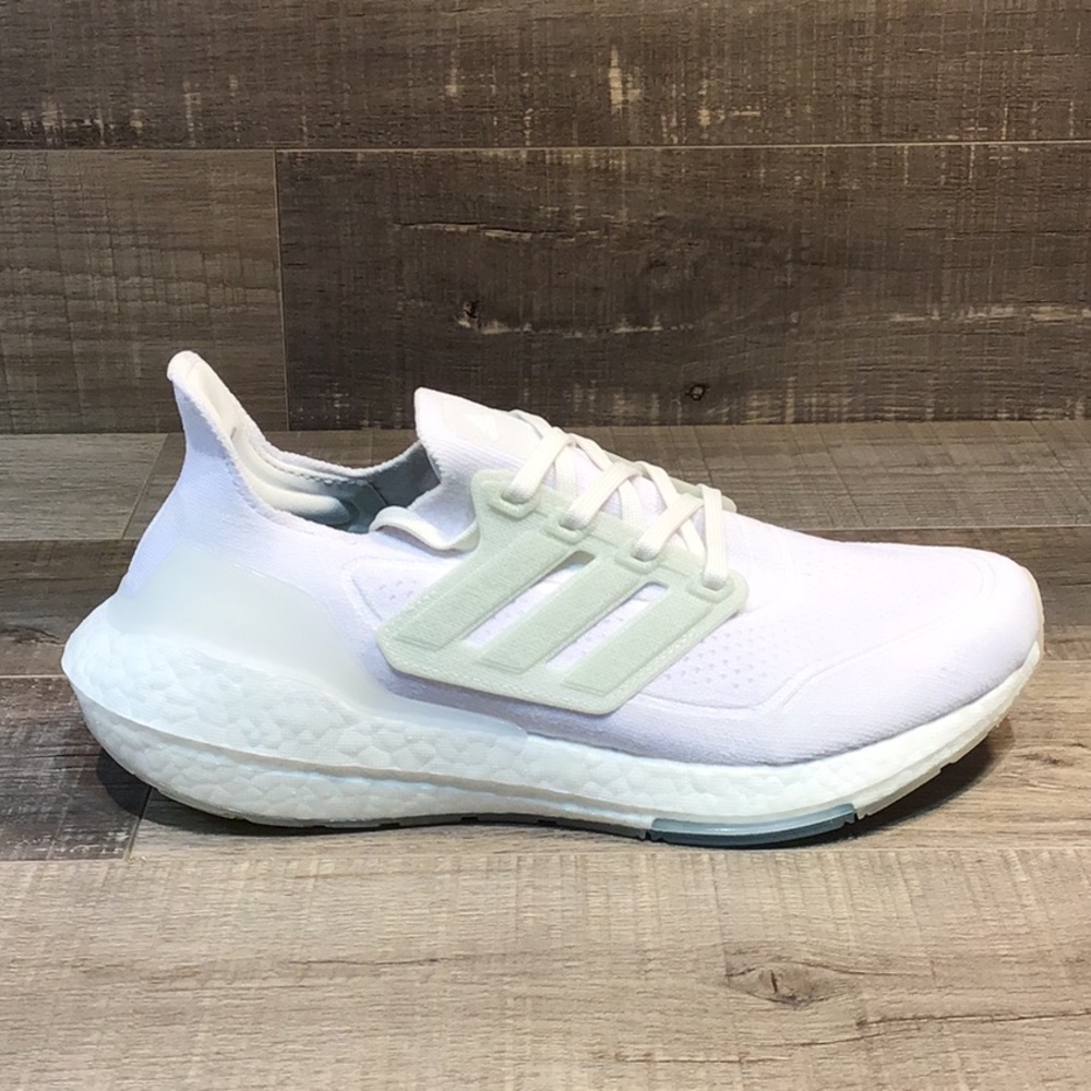 Adidas - Ultraboost 21 x Parley - Picture 2 of 7